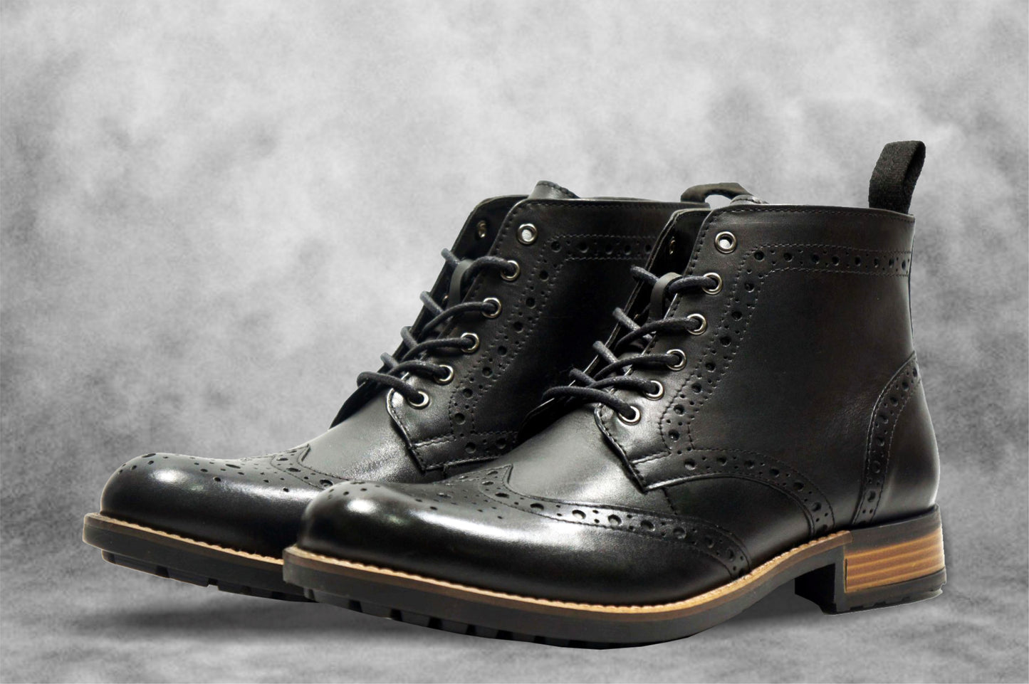 Black Genuine Leather Men's brogue lace-up boots for Casual Wear
