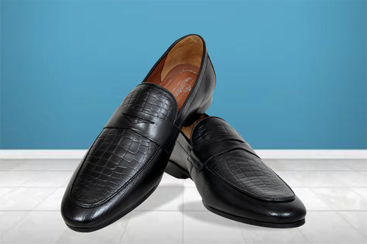Black Genuine Leather Textured formal Loafers
