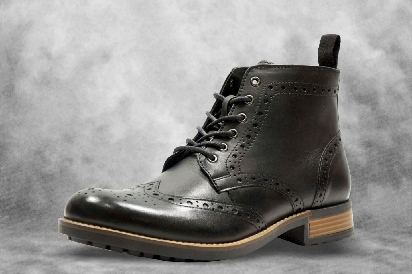 Black Genuine Leather Men's brogue lace-up boots for Casual Wear