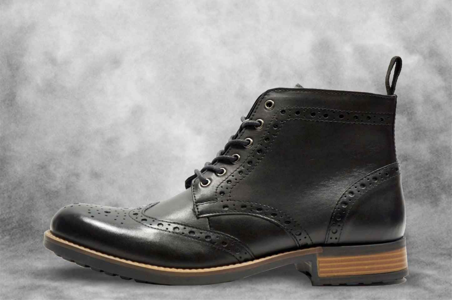 Black Genuine Leather Men's brogue lace-up boots for Casual Wear