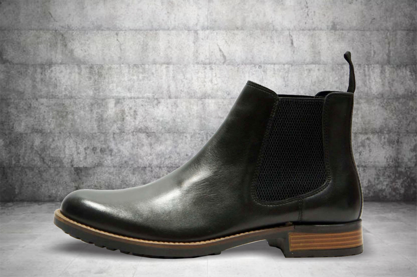 Black Genuine Leather Men's Chelsea Boots For Casual & Party Wear