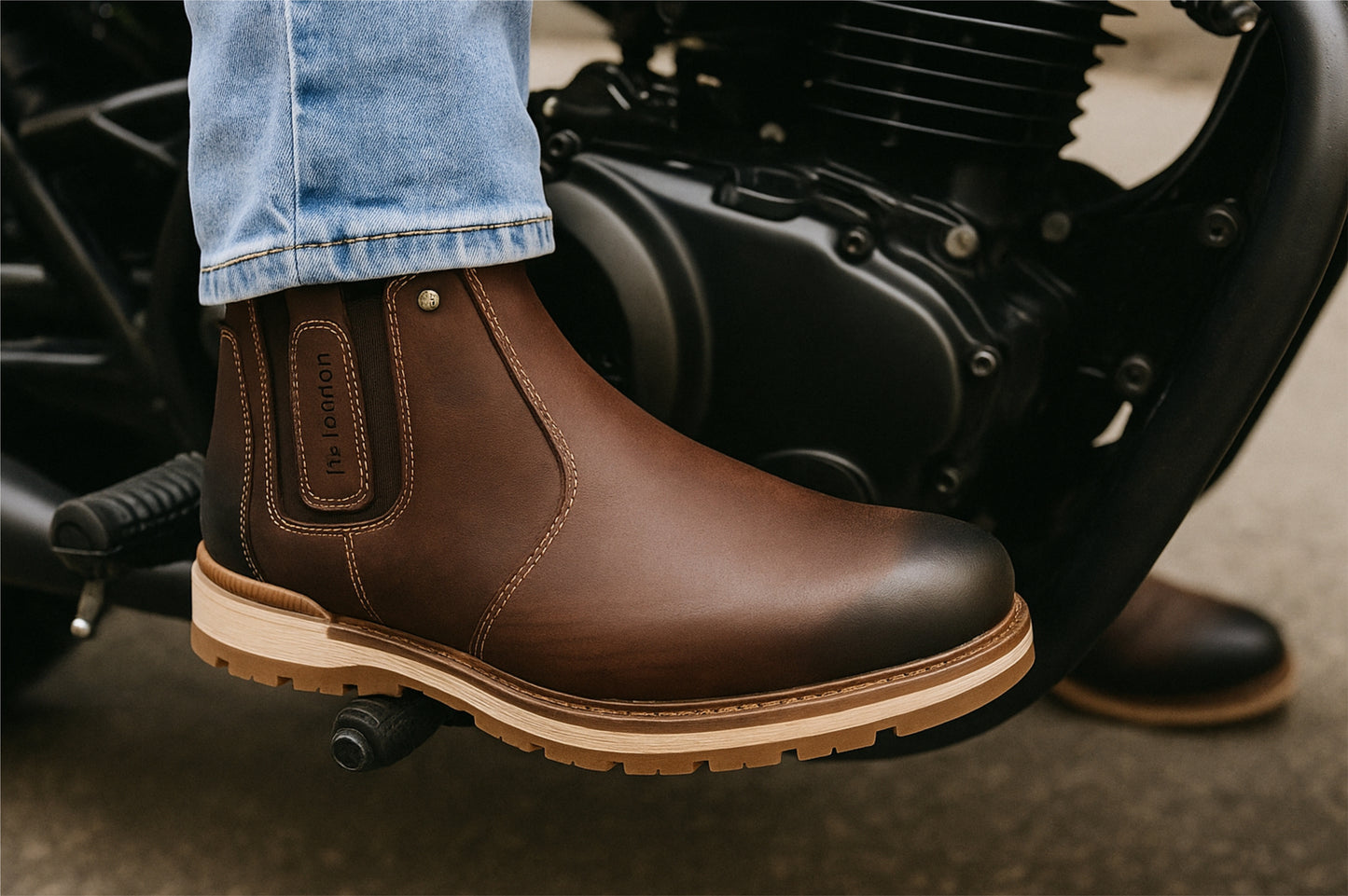 Brown Leather Round Toe Mid Top Chelsea Boots