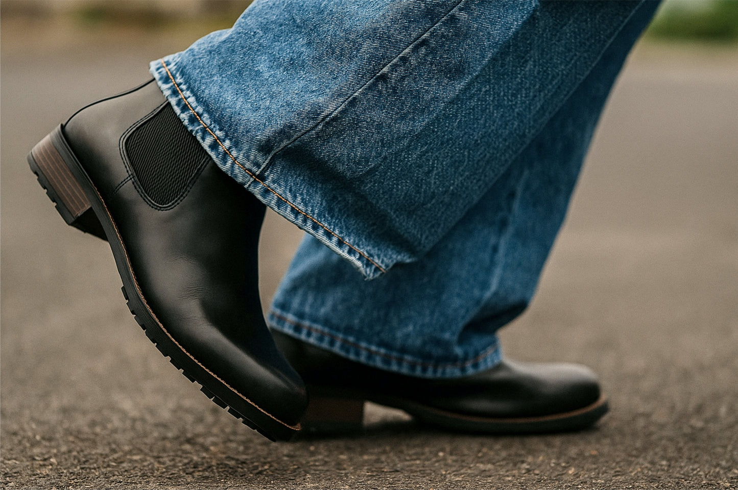 Black Genuine Leather Men's Chelsea Boots For Casual & Party Wear