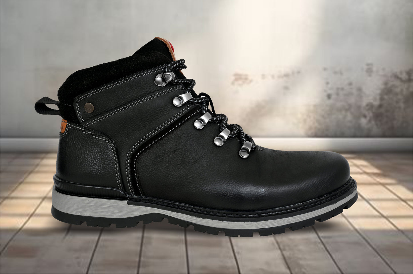 Black Leather Round Toe Mid Top Lace-Up Boots