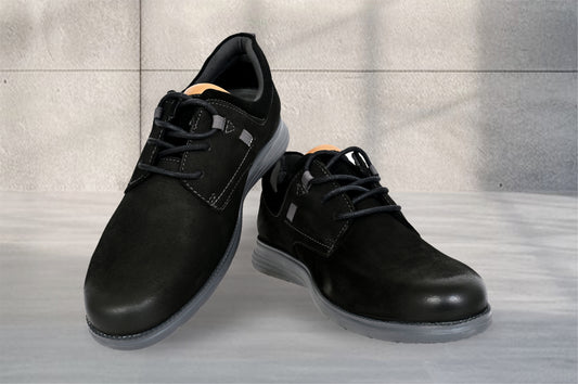 Black Leather Men Round Toe Lightweight Nubuck Sneaker