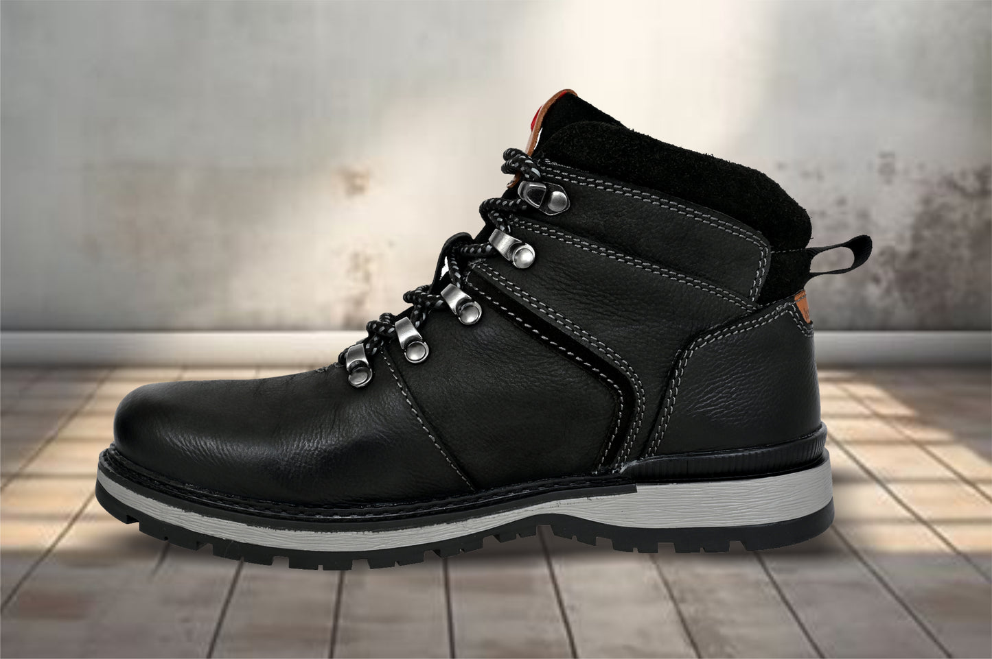 Black Leather Round Toe Mid Top Lace-Up Boots