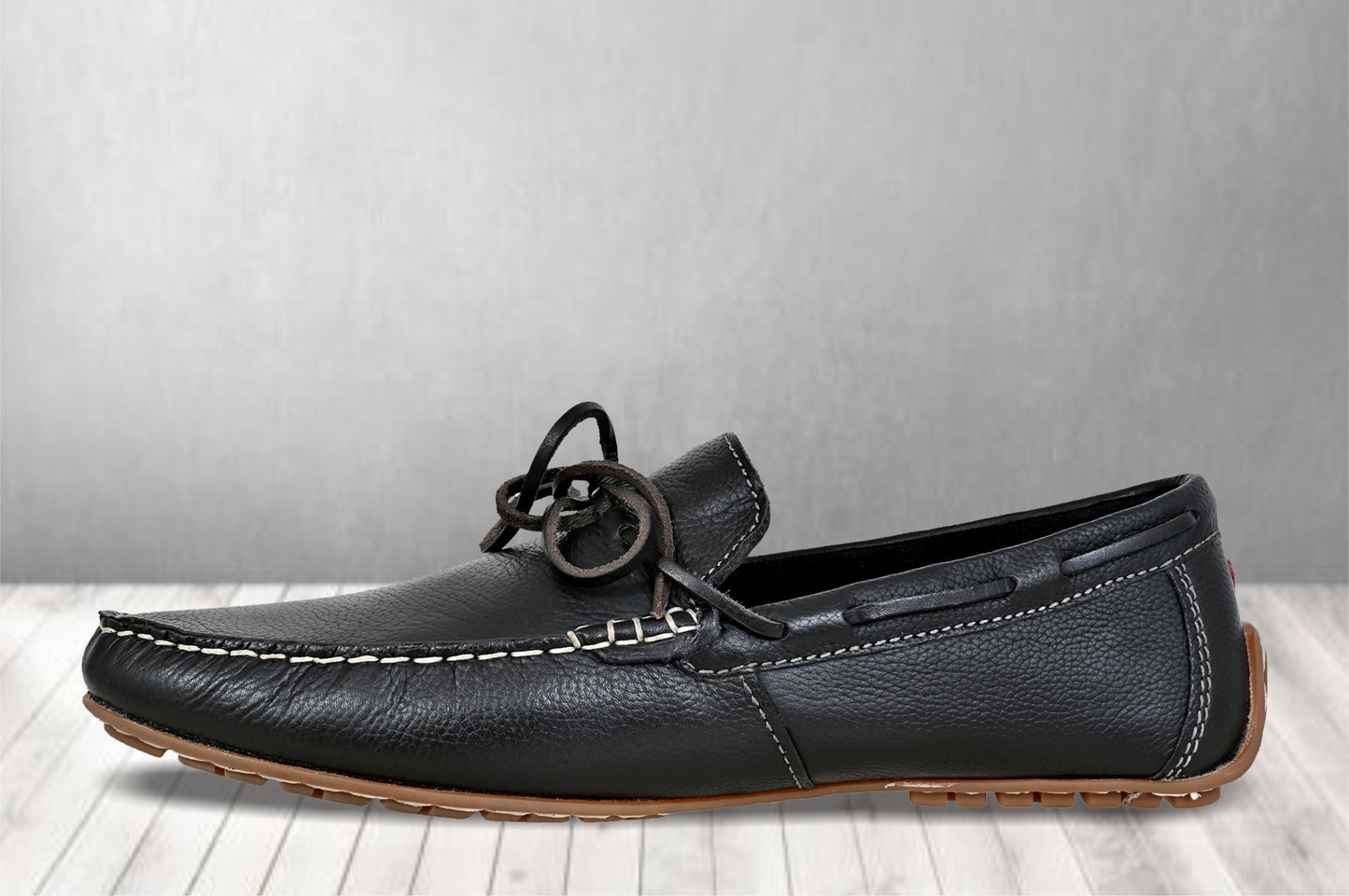 Black Leather Lightweight Driving Shoes With Bows